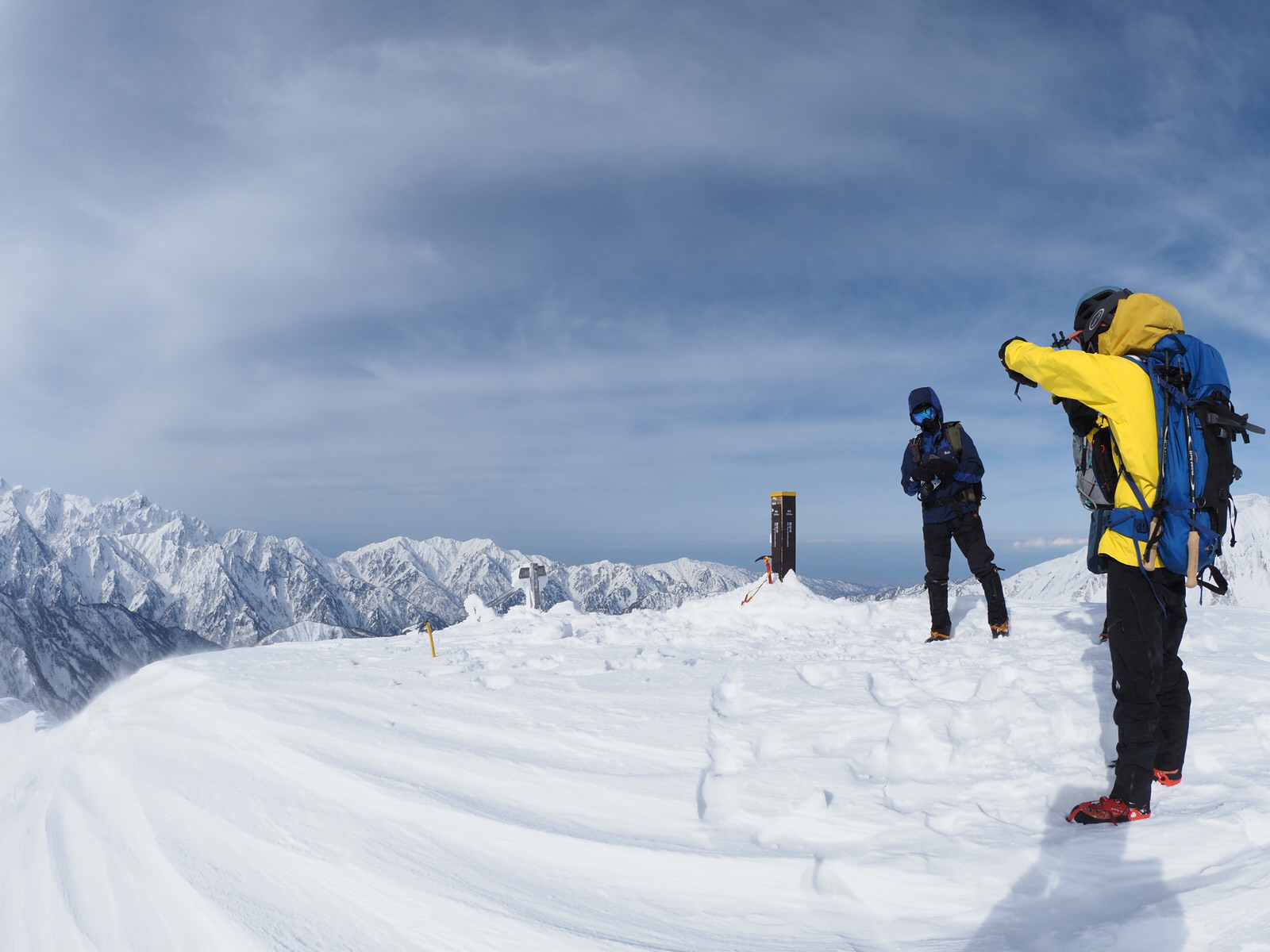 厳冬期 雪山登山 唐松岳 爆風とラッセルの末に辿り着いた山頂 静かな山の頂へ