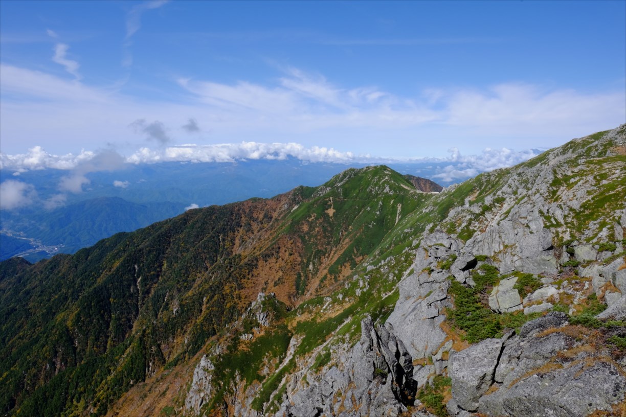 紅葉登山 木曽駒ケ岳 空木岳 アスレチック登山 静かな山の頂へ