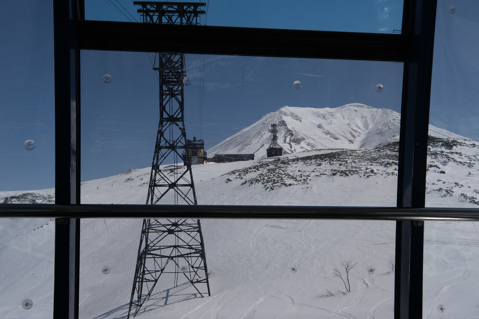 【残雪期・雪山登山】旭岳 (89)